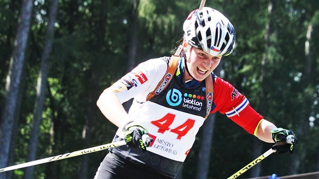 Veronika Vtkov pi mistrovstv republiky v biatlonu na kolekovch lych.