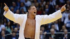 MISTR SVĚTA. Lukáš Krpálek se raduje po životním triumfu v Čeljabinsku. MISTR SVĚTA. Lukáš Krpálek se raduje po životním triumfu v Čeljabinsku.