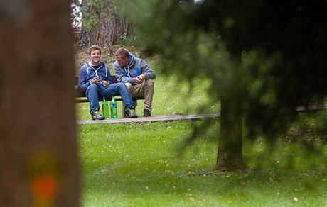 Zarostlý eskolipský park potebuje podle ekolog ozdravnou kúru.