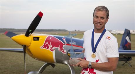 Martin onka vyhrál na evropském ampionátu v akrobatickém létání kategorii...