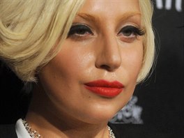 Chce-li bt Lady Gaga za opravdovou dmu, vol klasick len v podob ern...