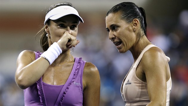 Martina Hingisov a Flavia Pennettaov ve finle tyhry na US Open. 