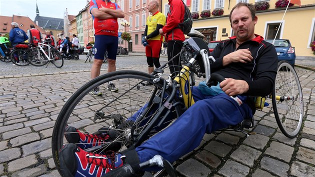 7. ronku cyklistick putovn akce na podporu rehabilitace Bder- und Reha- Tour se astn i paralympionik Oldich Jelnek.