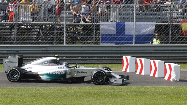 Nico Rosberg na okruhu v Monze