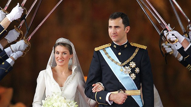 Letizia Ortizov a panlsk korunn princ Felipe mli svatbu v Madridu 22. kvtna 2004.