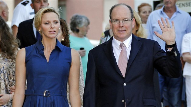 Monack kne Albert II. a jeho manelka Charlene (Monako, 1. z 2014)