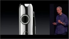 Chytré hodinky Apple Watch, které představil šéf společnosti Tim Cook na... Chytré hodinky Apple Watch, které představil šéf společnosti Tim Cook na...