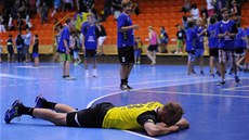 Jozef Hanták polyká zklamání po porážce Brna. Jozef Hanták polyká zklamání po porážce Brna.