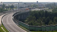Most na západním okruhu v Plzni-Skvrňanech. Most na západním okruhu v Plzni-Skvrňanech.