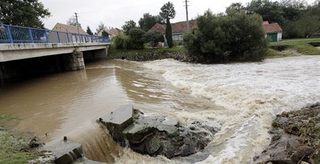 Nebezpeí povodní hrozí na jiní Morav nkolikrát ron. Ilustraní snímek