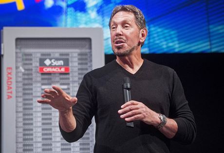 éf poítaové firmy Oracle Larry Ellison.