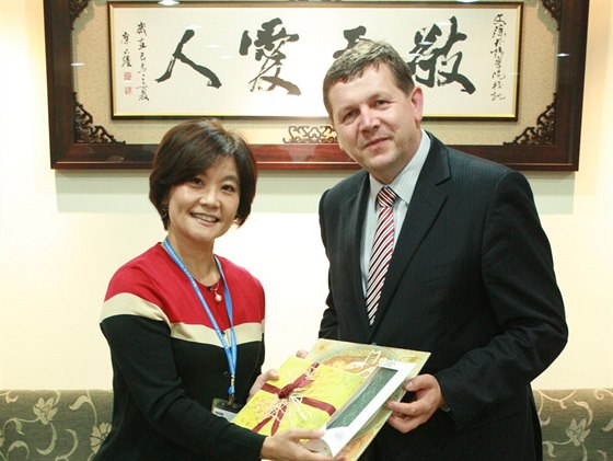 Námstkyn Ministerstva kolství ínské republiky Tchaj-wan Lucia S. Lin s...