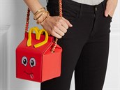 Kabelka a la Happy Meal od znaky Moschino vs vyjde zhruba na dvacet tisc...