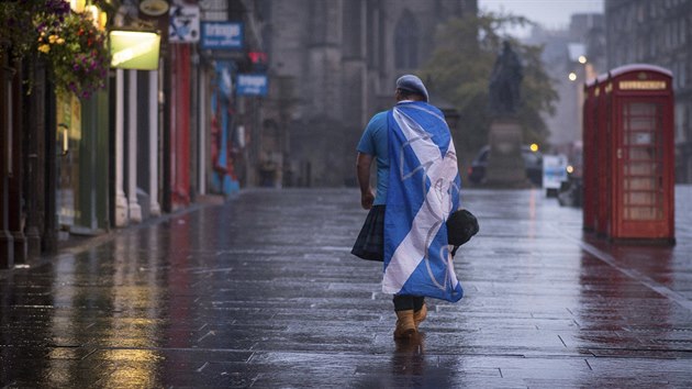 Zklaman stoupenec samostatnho Skotska v Edinburghu (19. z 2014)