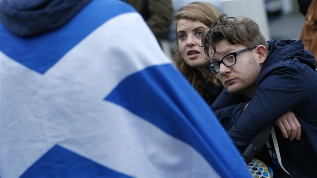Zklaman stoupenci skotsk nezvislosti v Edinburghu (19. z 2014)