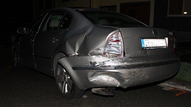 Nehoda ve dnicch na Hodonnsku, zaparkovan vz po nrazu. (15. z 2014).