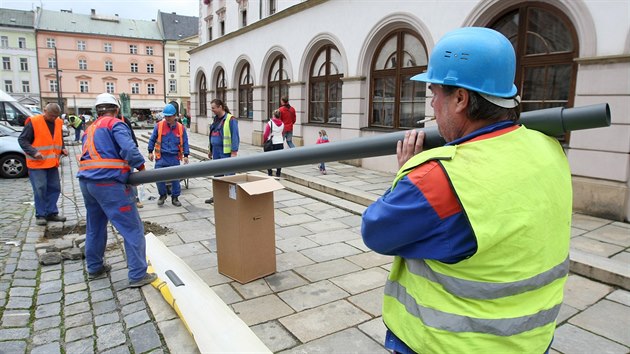 Instalace novch svtel UrbanStar v Olomouci.