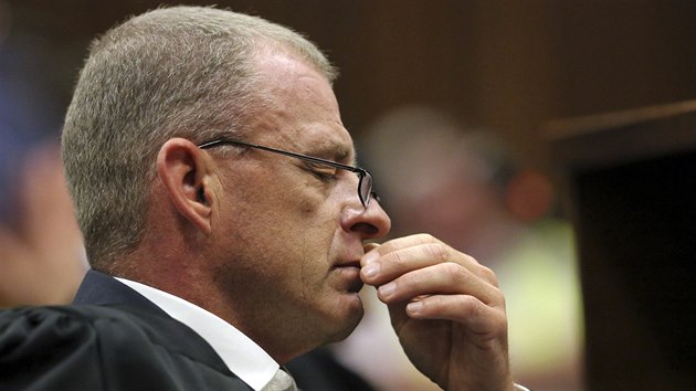 alobce Gerrie Nel svho nedoshl, Pistorius za kladnou vradu odsouzen nebude (12. z)