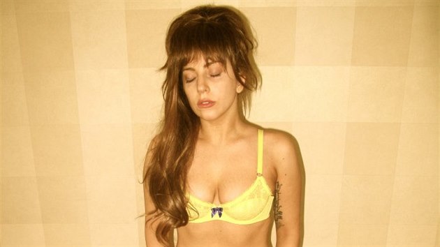 Lady Gaga fanoukm piznala, e od patncti let bojuje s bulimi (2012).