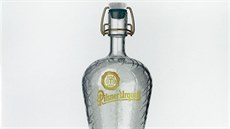 Pilsner Urquell odtajnil letoní design aukní lahve, která v dobroinné aukci...