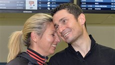 KONEČNĚ DOMA. Jiří Ježek s manželkou Soňou. Šestinásobný paralympijský vítěz v... KONEČNĚ DOMA. Jiří Ježek s manželkou Soňou. Šestinásobný paralympijský vítěz v...