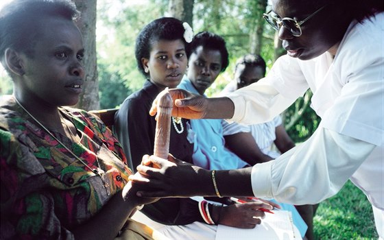 Osvta proti AIDS v africké Rwand. Ilustraní foto.