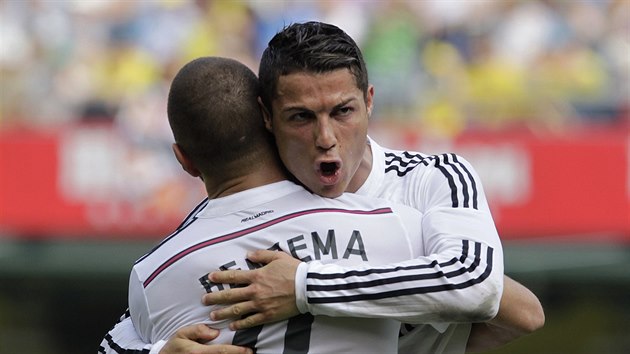 Cristiano Ronaldo a Karim Benzema slav branku na hiti Villarrealu.