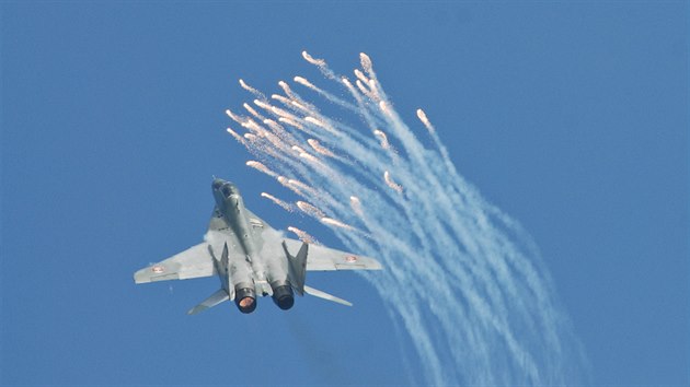 Letov ukzka slovenskho MiG-29 na Dnech NATO v Ostrav