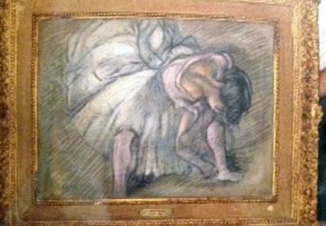 Edgar Degas, Tanenice upravující si stevíc