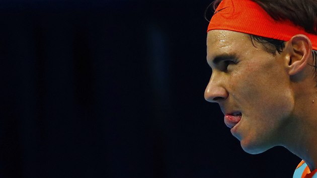 NCO TOMU JET CHYBÍ. Rafael Nadal na turnaji v Pekingu pi svém návratu po