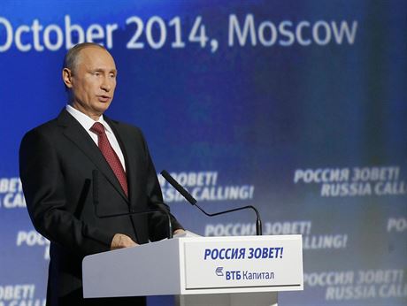 Ruský prezident Vladimir Putin na investiním fóru v Moskv