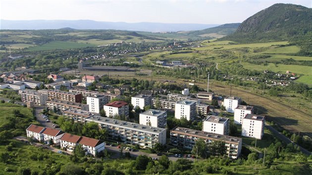 Na sdliti Nov vstavba vlastn Obrnice est panelk, obydlen jsou ale jen dva.