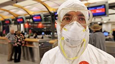 Dva dny poté, co lékaři v Texasu špatně diagnostikovali u pacienta ebolu, lékař... Dva dny poté, co lékaři v Texasu špatně diagnostikovali u pacienta ebolu, lékař...