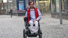 Lukáš Král z Ostravy se stal cílem zbabělého násilníka, který ho přepadl a... Lukáš Král z Ostravy se stal cílem zbabělého násilníka, který ho přepadl a...