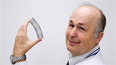 Královéhradecký vědec a vynálezce Karel Volenec vyvíjí lékařské pomůcky, které... Královéhradecký vědec a vynálezce Karel Volenec vyvíjí lékařské pomůcky, které...