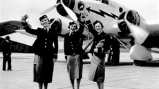 Od roku 1937 nasazovaly naše státní aerolinie na palubách vybraných typů... Od roku 1937 nasazovaly naše státní aerolinie na palubách vybraných typů...