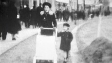 Obrázky z filmů, které natáčel tatínek Susany Urbanové. Obrázky z filmů, které natáčel tatínek Susany Urbanové.