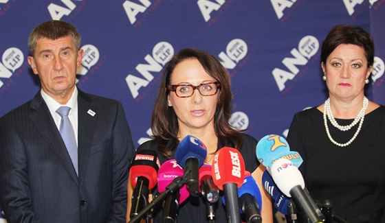 Andrej Babi, Adriana Krnáová a Radmila Kleslová na tiskové konferenci (11....