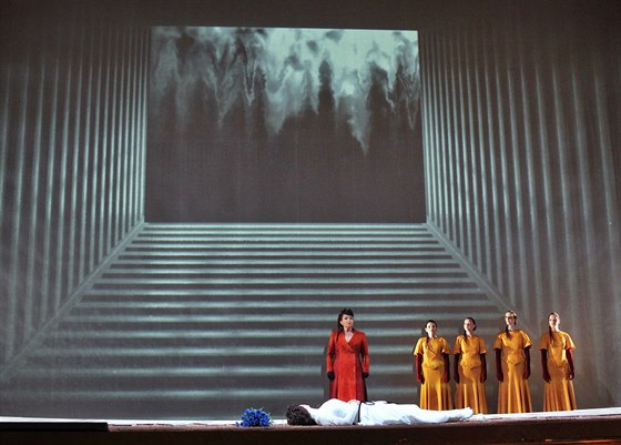 Scéna z opery Pád Arkuna