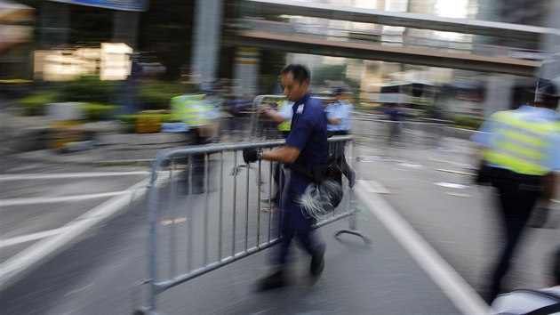 Policist rozebrali barikdy u vldnho centra.