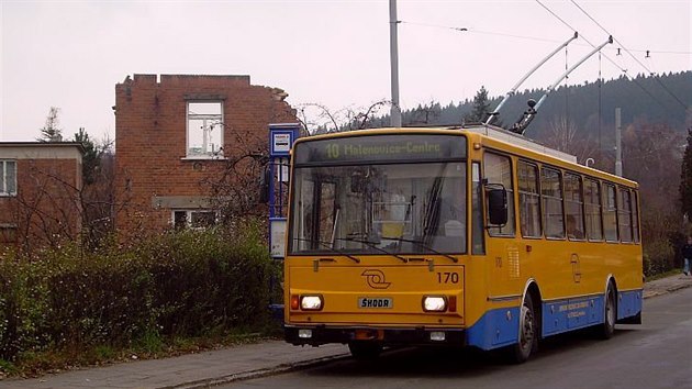 Trolejbus 14Tr na lince slo 10 na zlnsk zastvce Podvesn XVII.