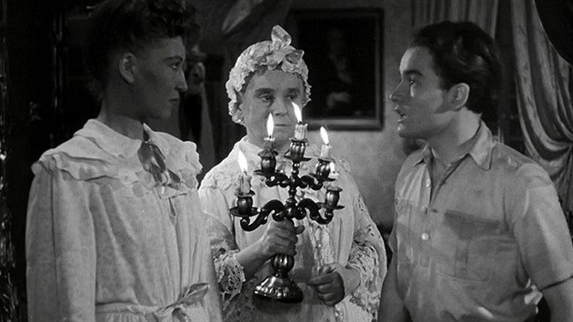 Zorka Jan a Zdeka Baldov ve filmu Kluci na ece (1944)