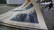 Snímek Kim ong-una s holí obsadil titulní strany jihokorejských novin (14....