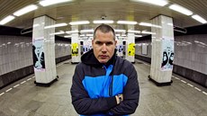 VLADIMIR 518. Hudebník, výtvarník a iniciátor. Zformoval hiphopovou scénu,... VLADIMIR 518. Hudebník, výtvarník a iniciátor. Zformoval hiphopovou scénu,...