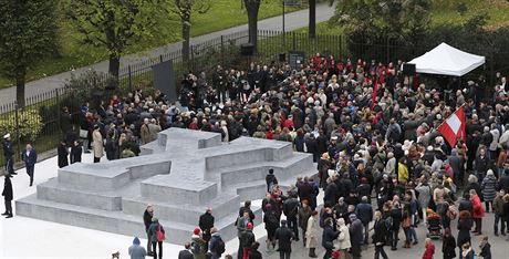 Odhalení památníku dezertér z wehrmachtu ve Vídni. (24. íjna 2014)