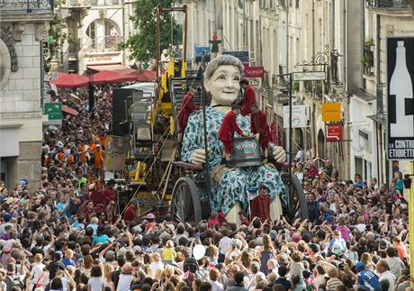 Loutka spolenosti Royal de Luxe