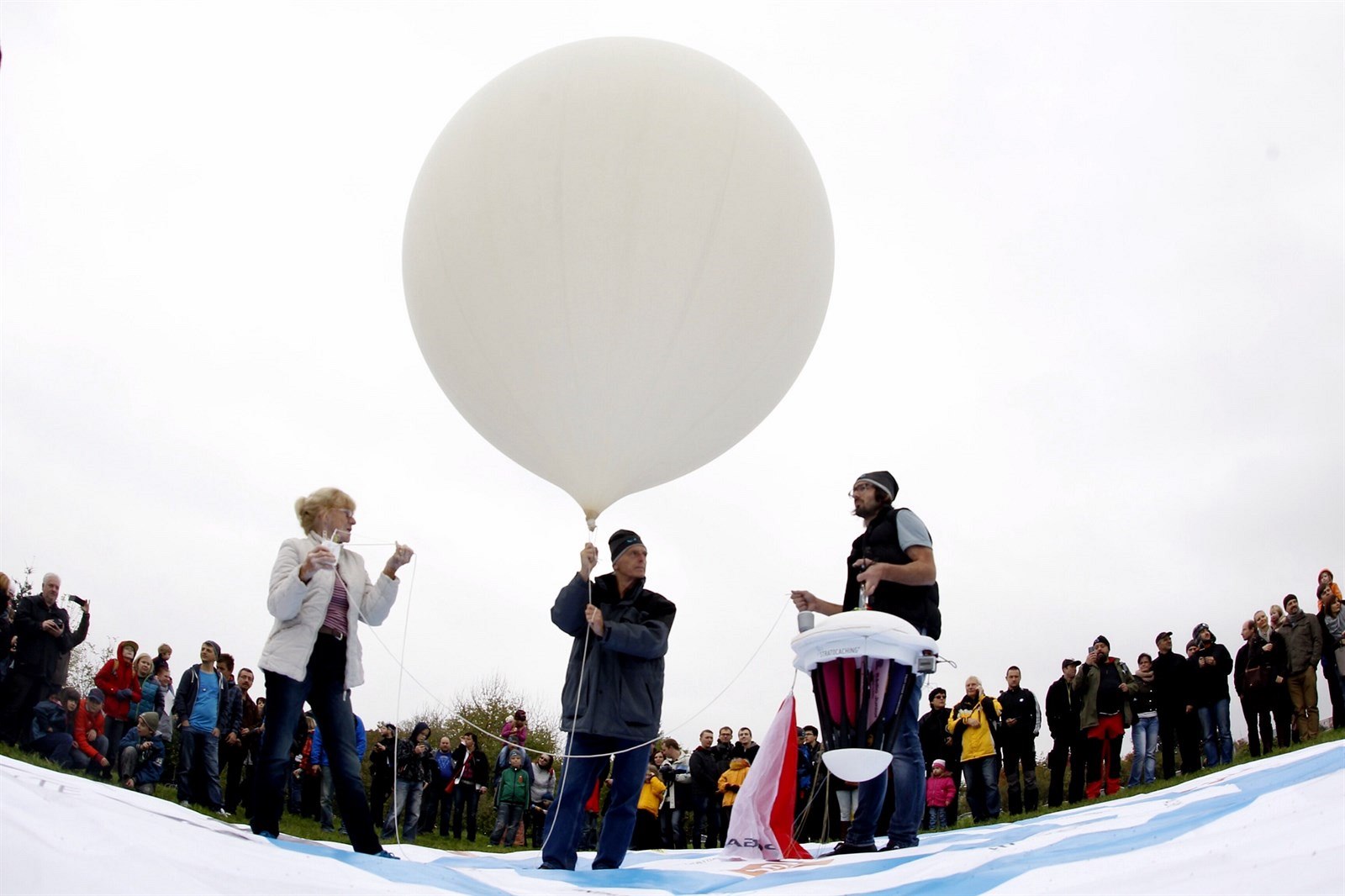 V sobotu 25.10.2014 se několik nadšenců za podpory osvícených firem, ministra... V sobotu 25.10.2014 se několik nadšenců za podpory osvícených firem, ministra...