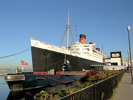 Queen Mary (Kalifornie, USA). Parnk Queen Mary se v letech 1937 a 1967...