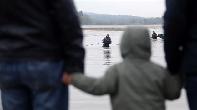 V Jedovnicch na Blanensku se konal vlov rybnka Olovce. Na akci dorazilo bhem vkendu nkolik tisc lid.