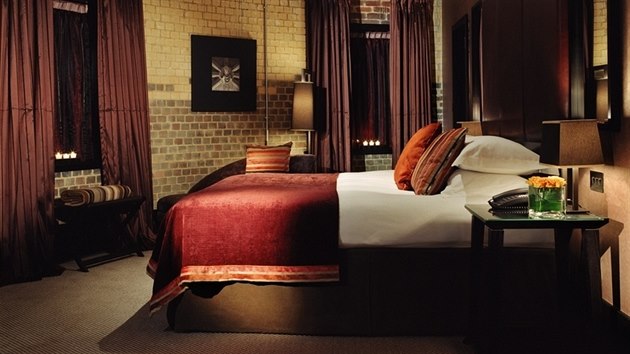 Malmaison Oxford (Oxford, Velk Britnie). Neobvykl Hotel nabz pleitost strvit noc v pestavn viktorinsk vznici.